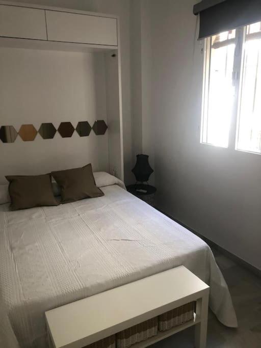 Sevilla San Bernardo Apartamento Eksteriør billede